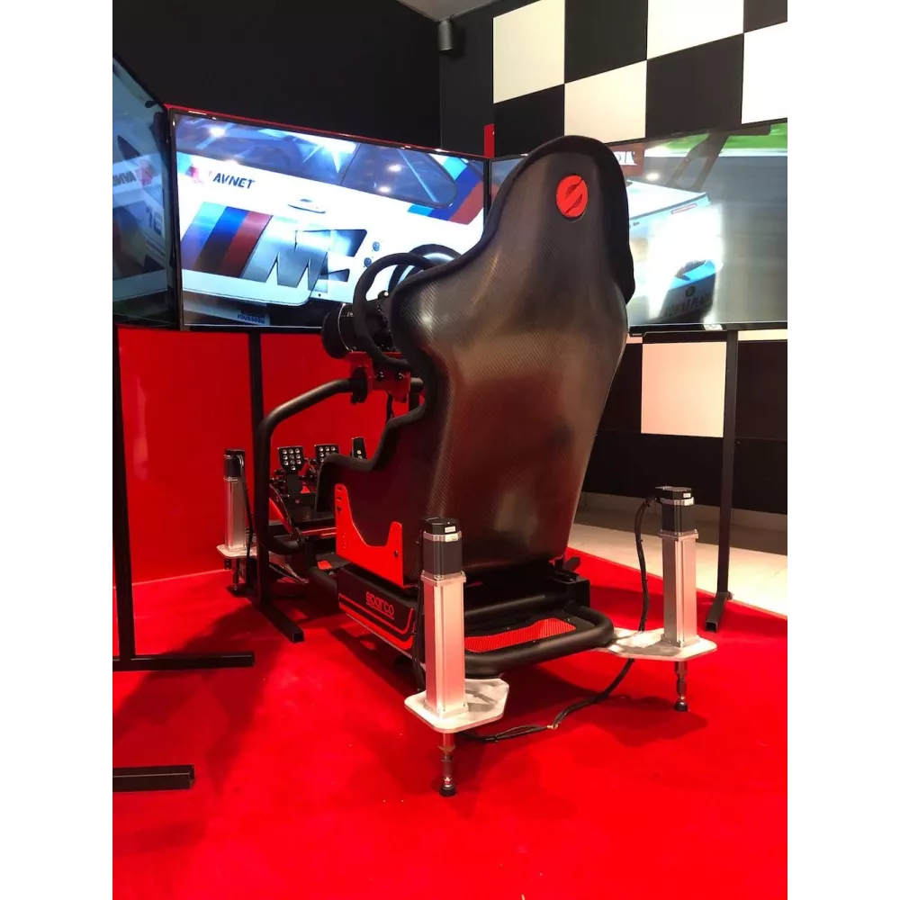 Prodrive commercialise un simulateur de course automobile haut de